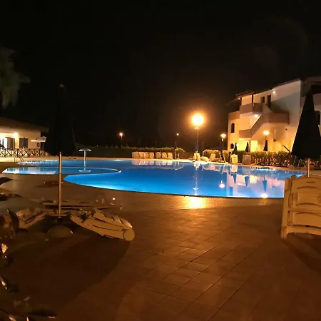 Blu Village 2 Il Mare * 马里纳皮斯蒂奇